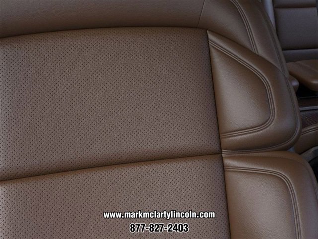 New 2026 Lincoln Navigator L Reserve image 16