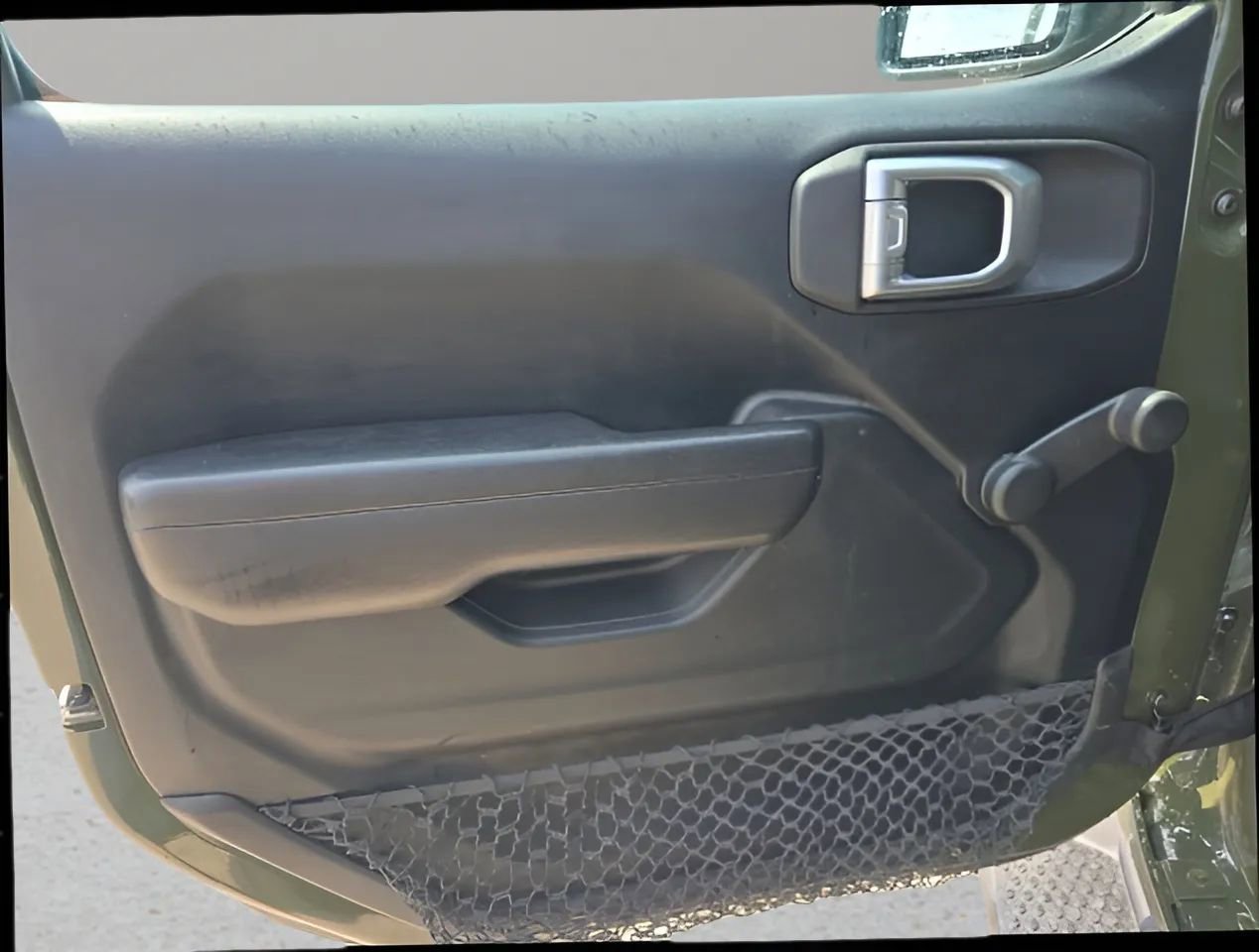 Used 2021 Jeep Wrangler Sport image 24