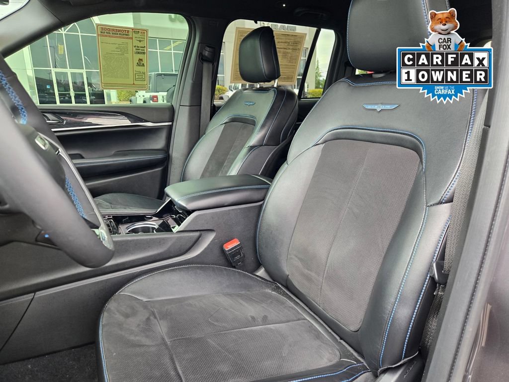 Used 2023 Jeep Grand Cherokee Trailhawk w/ Advanced Protech Group II AWD/4WD image 20