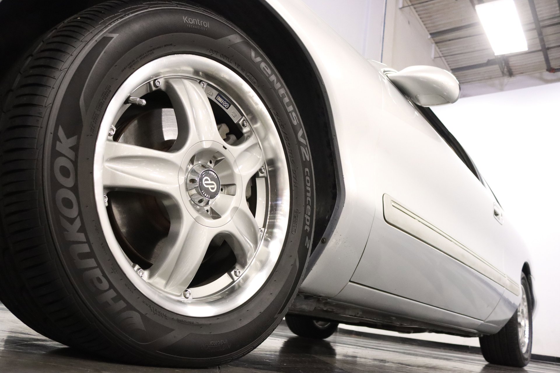 Used 1998 Lincoln Mark VIII image 24