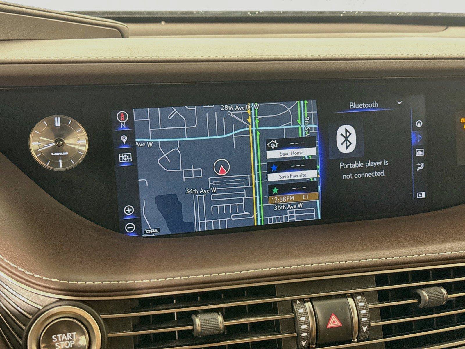 Used 2018 Lexus LS 500 w/ Accessory Package (Z2) RWD image 16