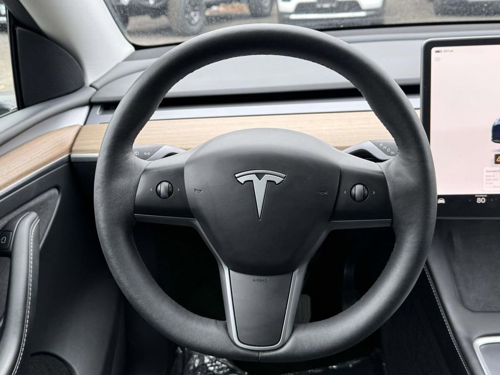 Used 2023 Tesla Model Y Long Range image 20