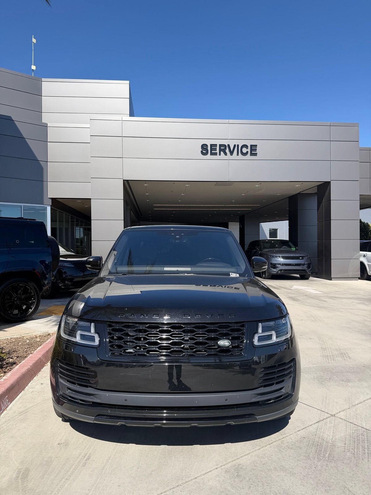Used 2022 Land Rover Range Rover Westminster Edition AWD/4WD image 2