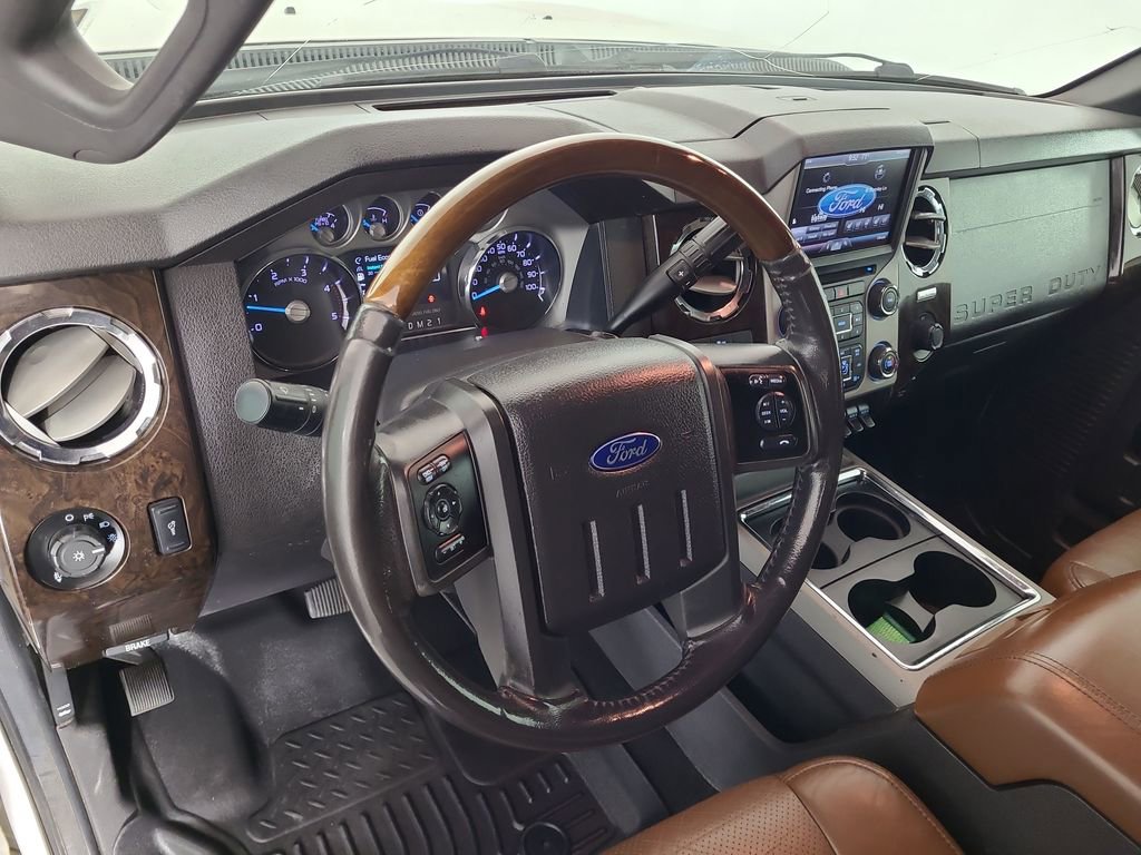 Used 2016 Ford F250 Platinum w/ FX4 Off-Road Package AWD/4WD image 14
