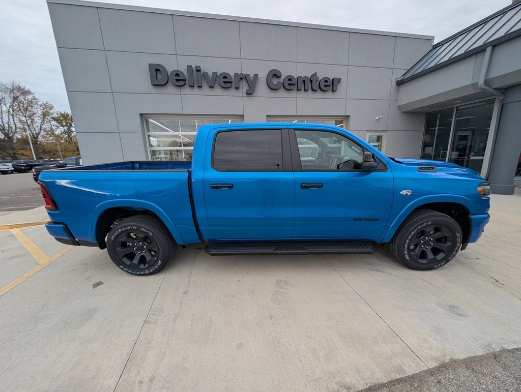 New 2026 RAM 1500 4x4 Crew Cab image 4