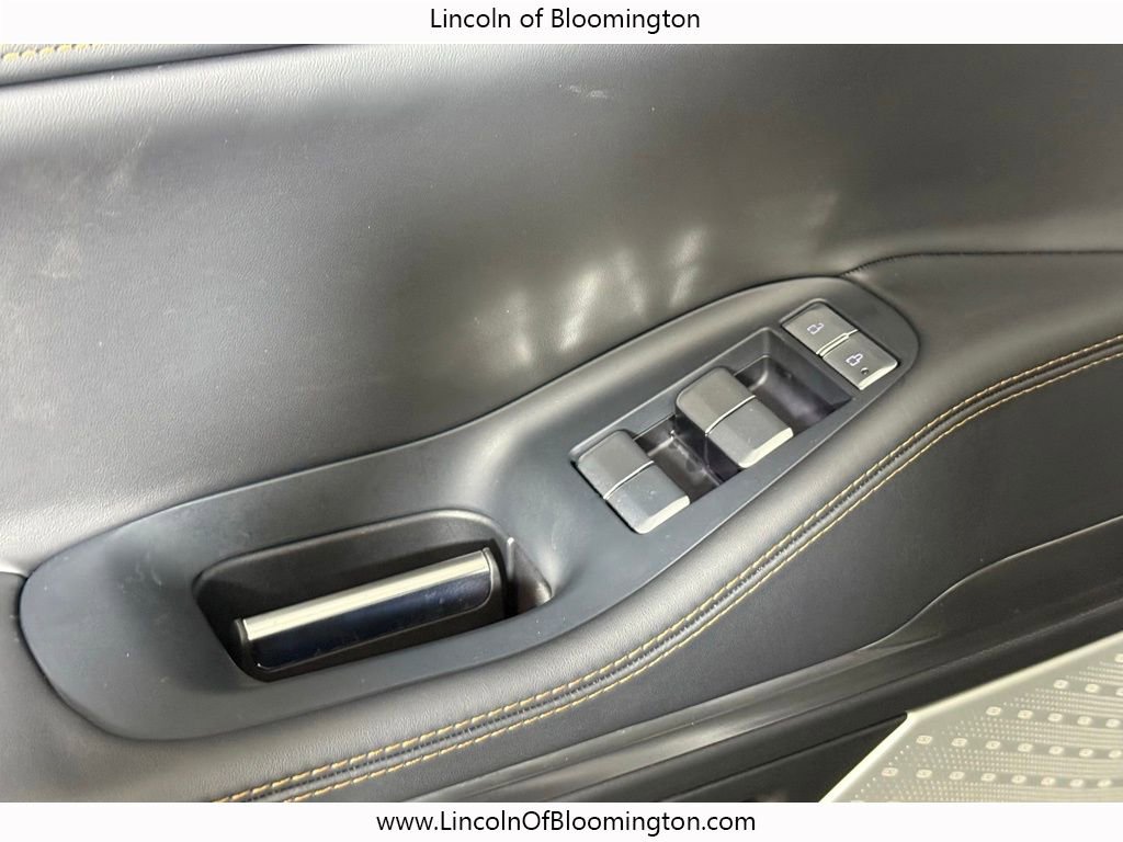 Used 2025 Lincoln Navigator Black Label image 19