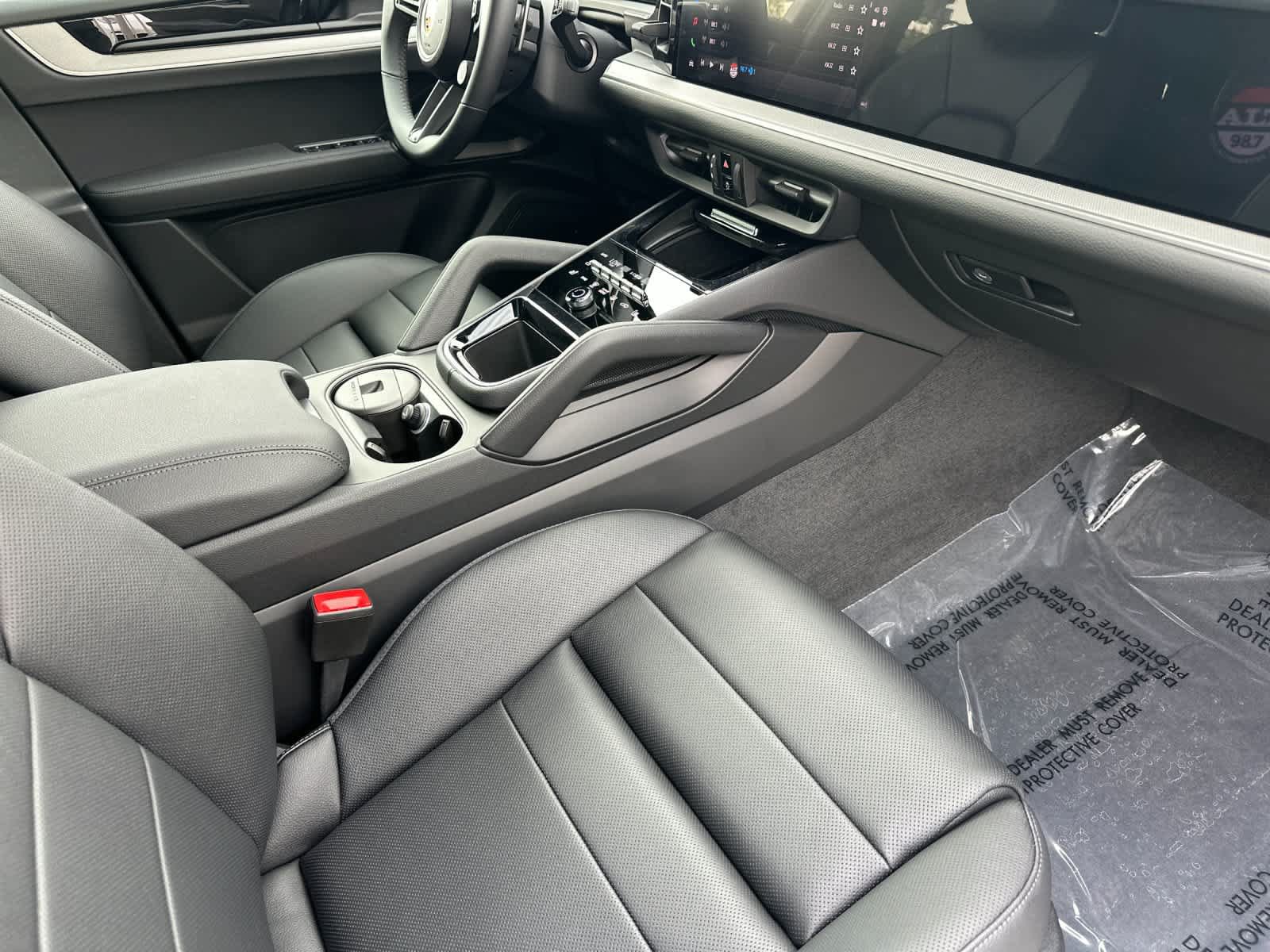 New 2026 Porsche Cayenne S AWD/4WD image 17