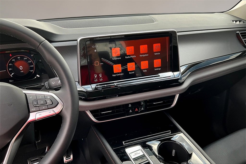 New 2026 Volkswagen Atlas Peak Edition image 6