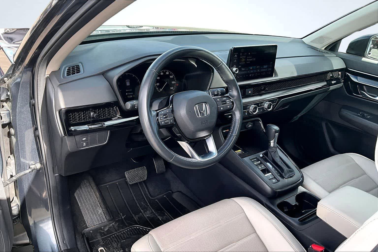Used 2023 Honda CR-V EX-L image 2