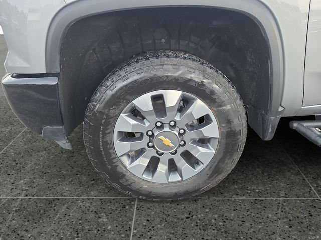 Used 2026 Chevrolet Silverado 2500 Custom w/ Custom Value Package AWD/4WD image 16