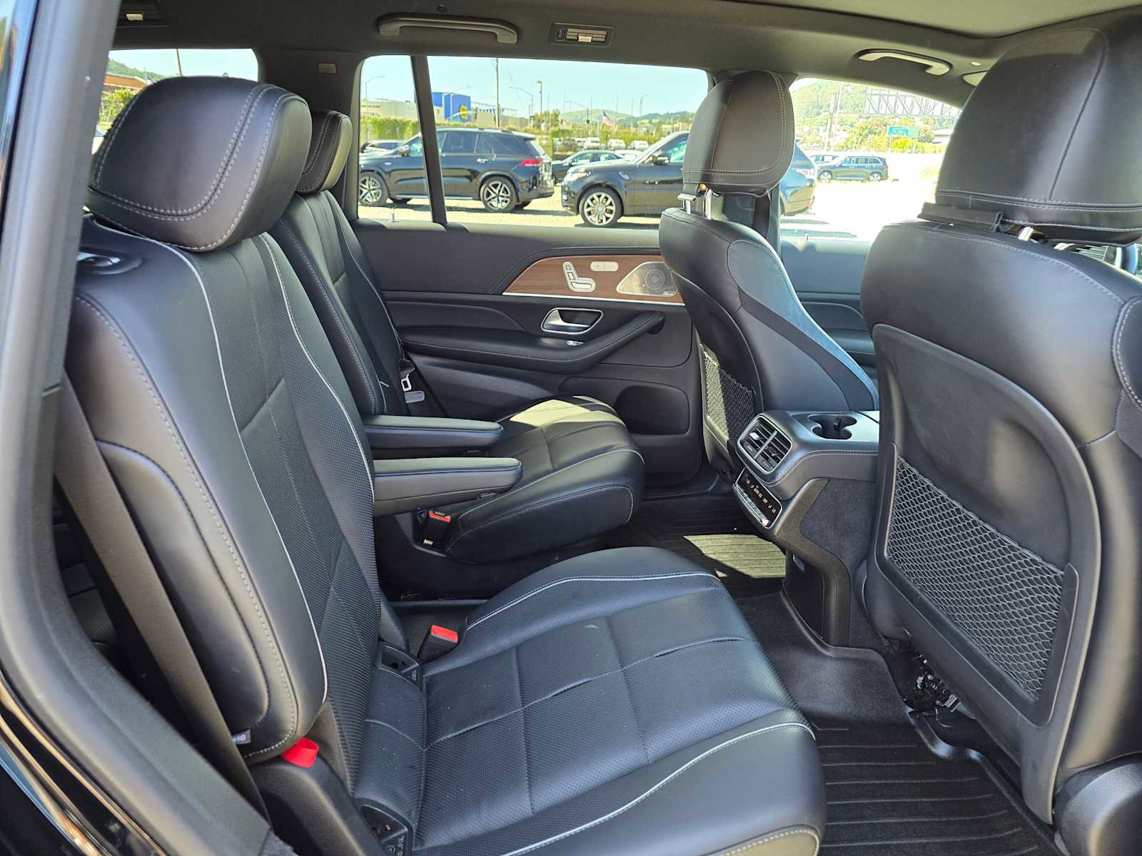 Used 2021 Mercedes-Benz GLS 580 4MATIC image 13