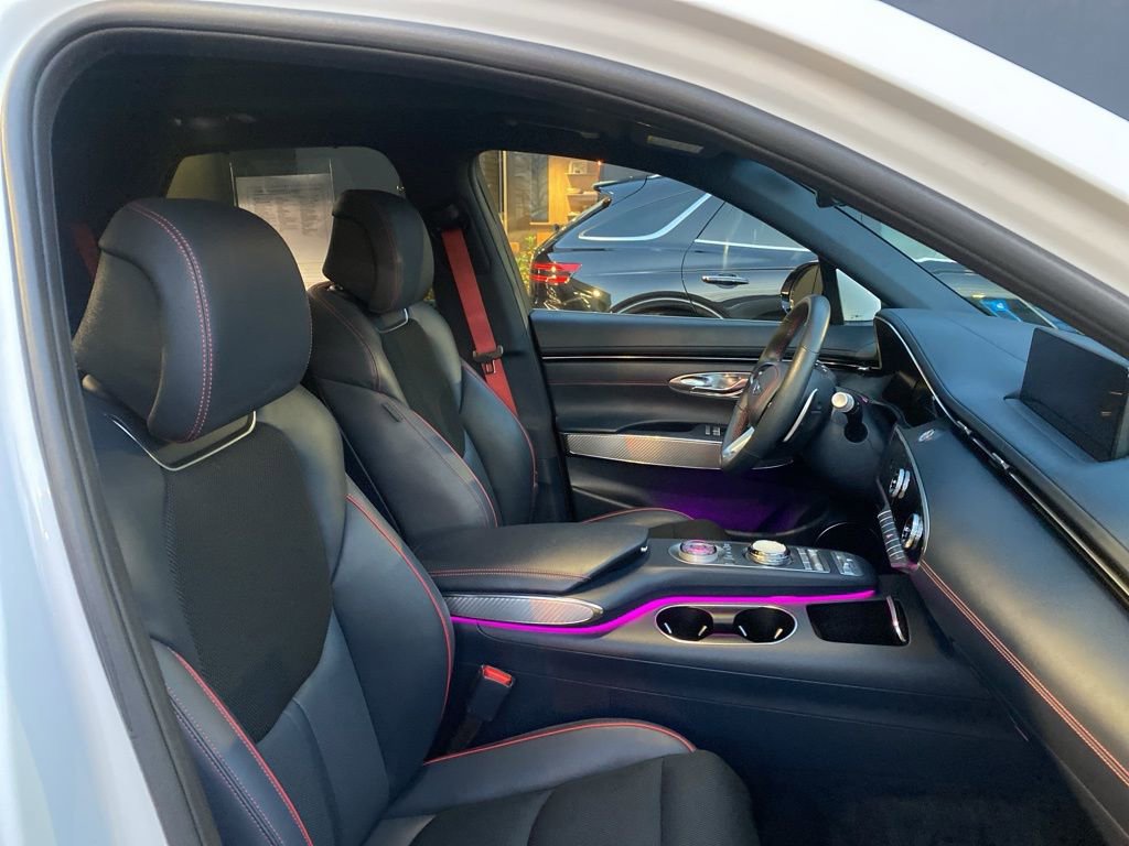 Used 2024 Genesis GV70 2.5T Sport Prestige w/ Sport Prestige Package image 14