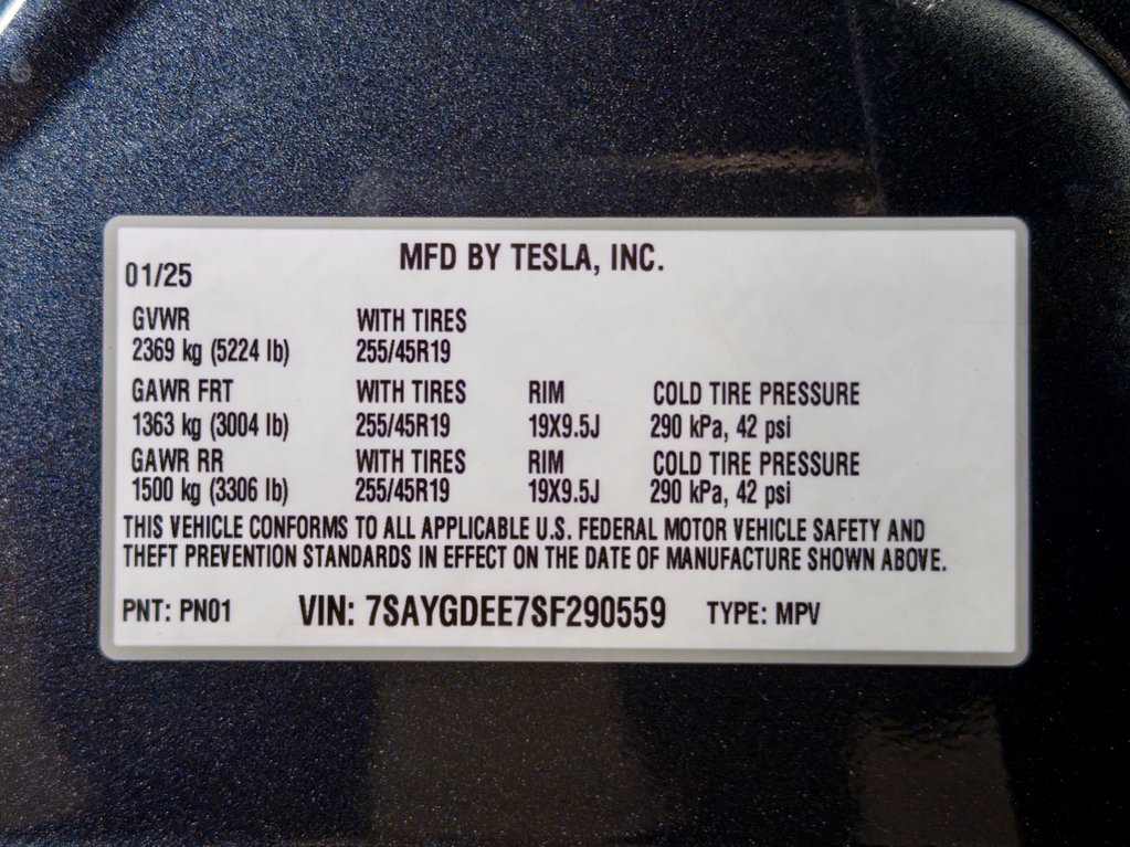Used 2025 Tesla Model Y Long Range image 23