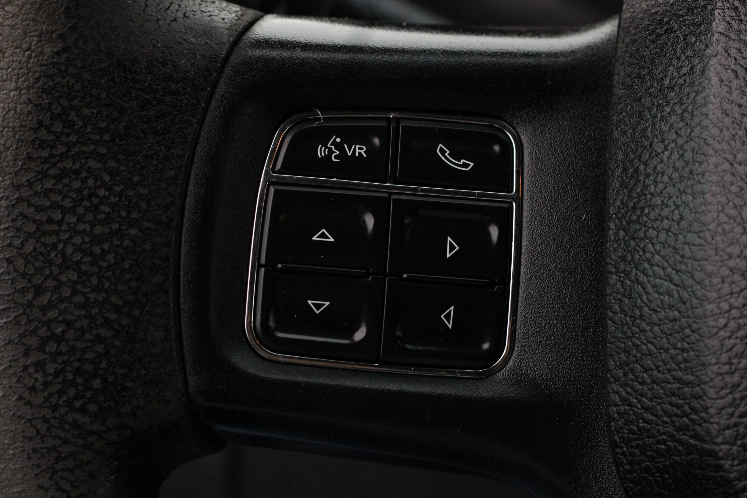 Used 2015 RAM 2500 Tradesman w/ Chrome Appearance Group image 16