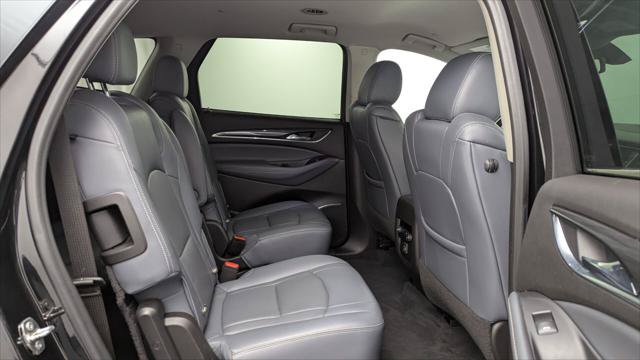 Used 2021 Buick Enclave Essence w/ Sport Touring Edition FWD image 21