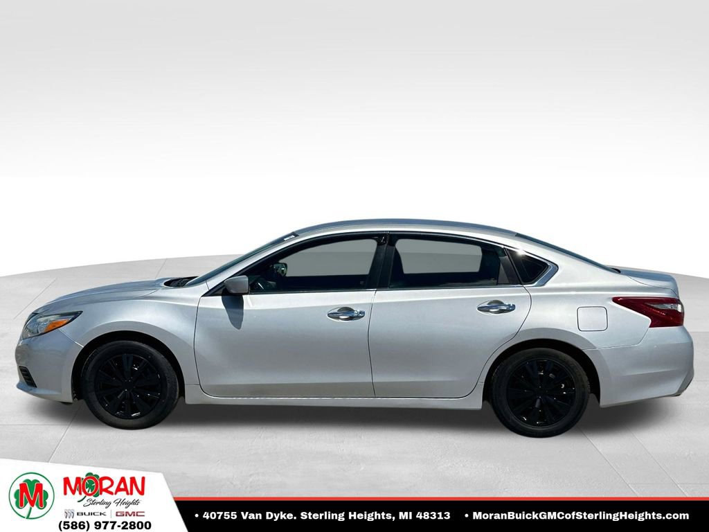 Used 2018 Nissan Altima 2.5 S w/ S Convenience Package FWD image 2