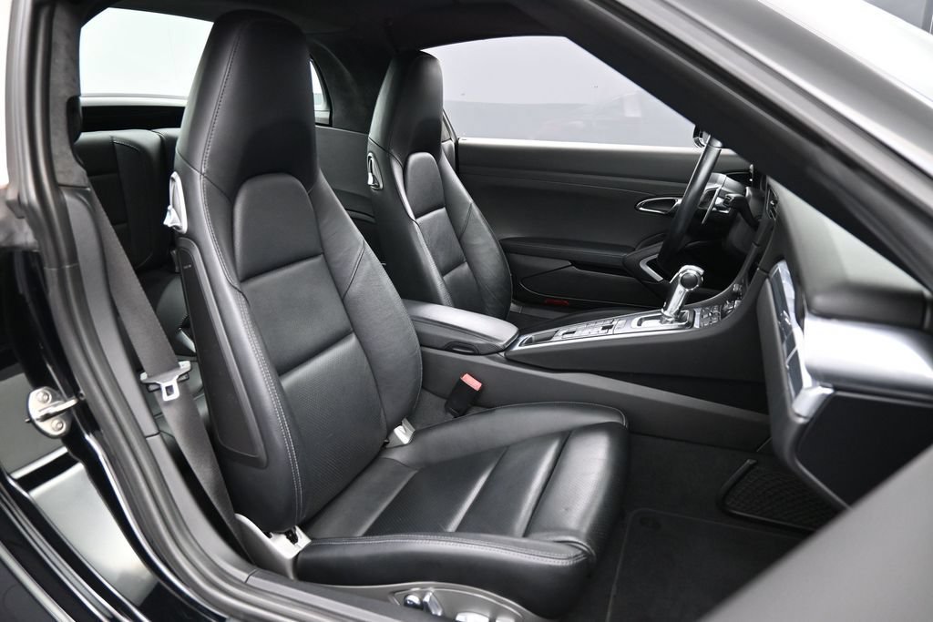 Certified 2017 Porsche 911 Targa 4 AWD/4WD image 28