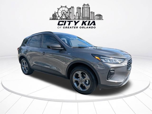 Used 2025 Ford Escape ST-Line AWD/4WD image 8