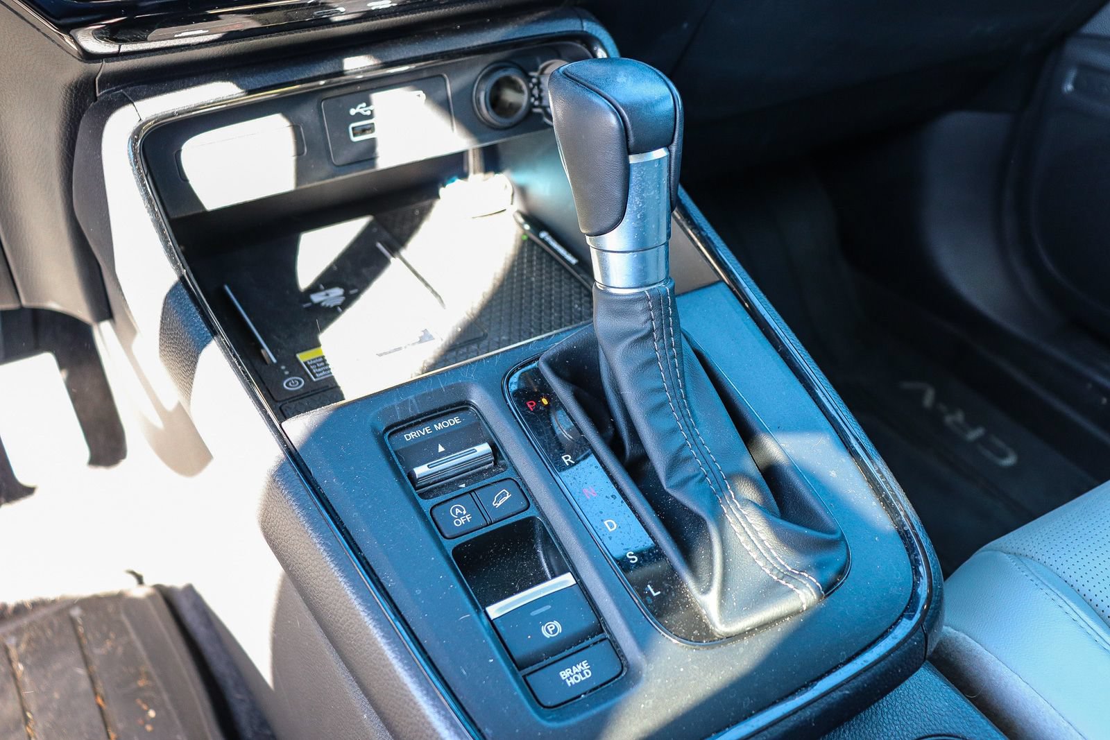 Used 2025 Honda CR-V EX-L image 17