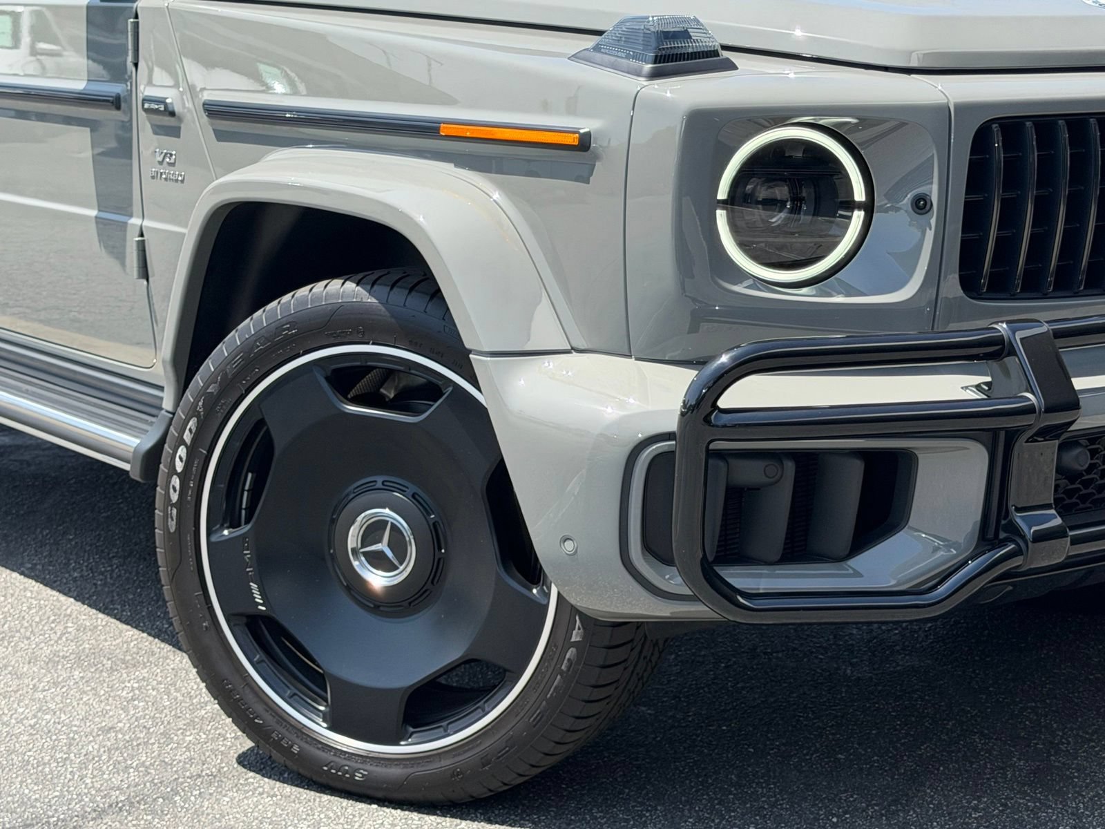 New 2026 Mercedes-Benz G 63 AMG 4MATIC image 4