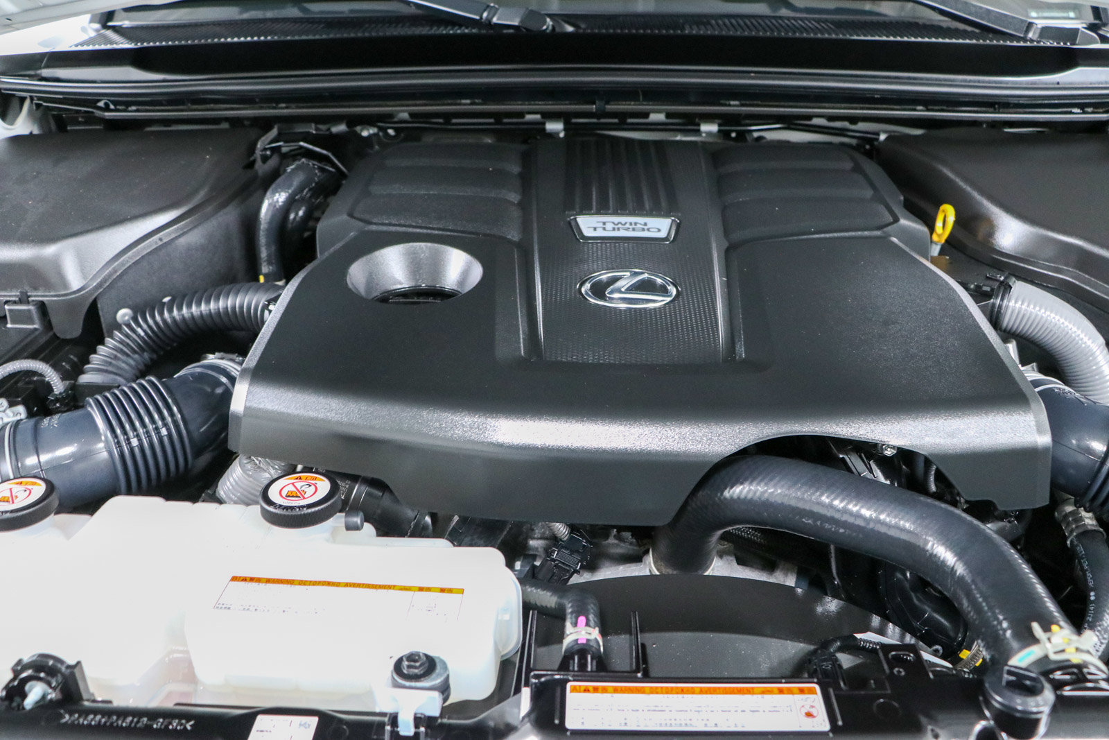 Used 2025 Lexus GX 550 w/ Accessory Package (2T) AWD/4WD image 36