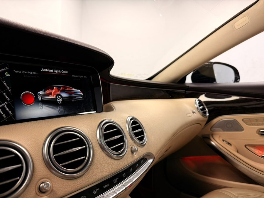 Used 2015 Mercedes-Benz S 550 4MATIC Coupe w/ Premium 1 Package image 63