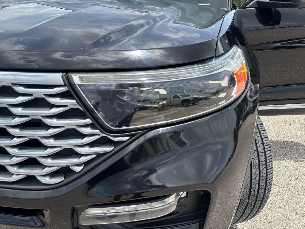 Used 2020 Ford Explorer Platinum w/ Premium Technology Package AWD/4WD image 29