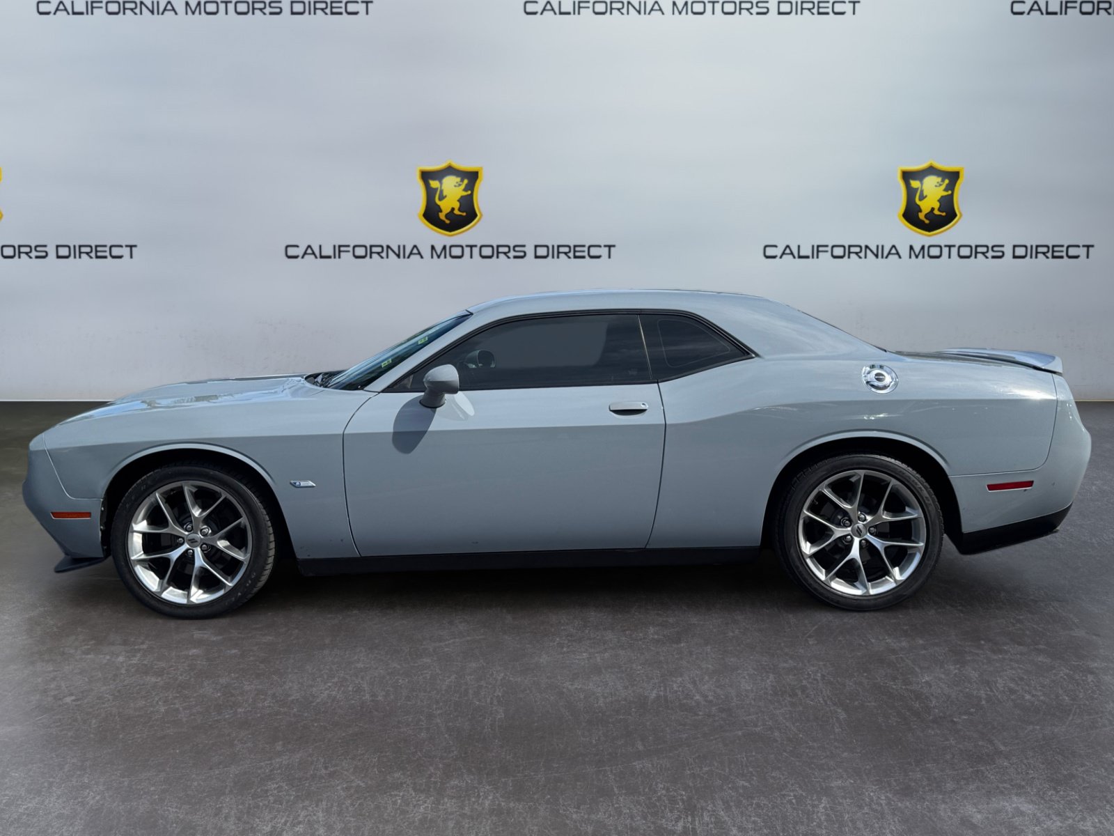 Used 2020 Dodge Challenger GT RWD image 2