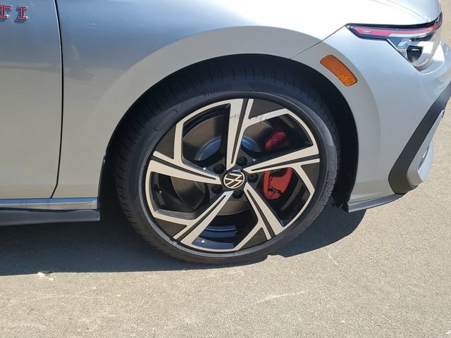 New 2026 Volkswagen GTI SE FWD image 6