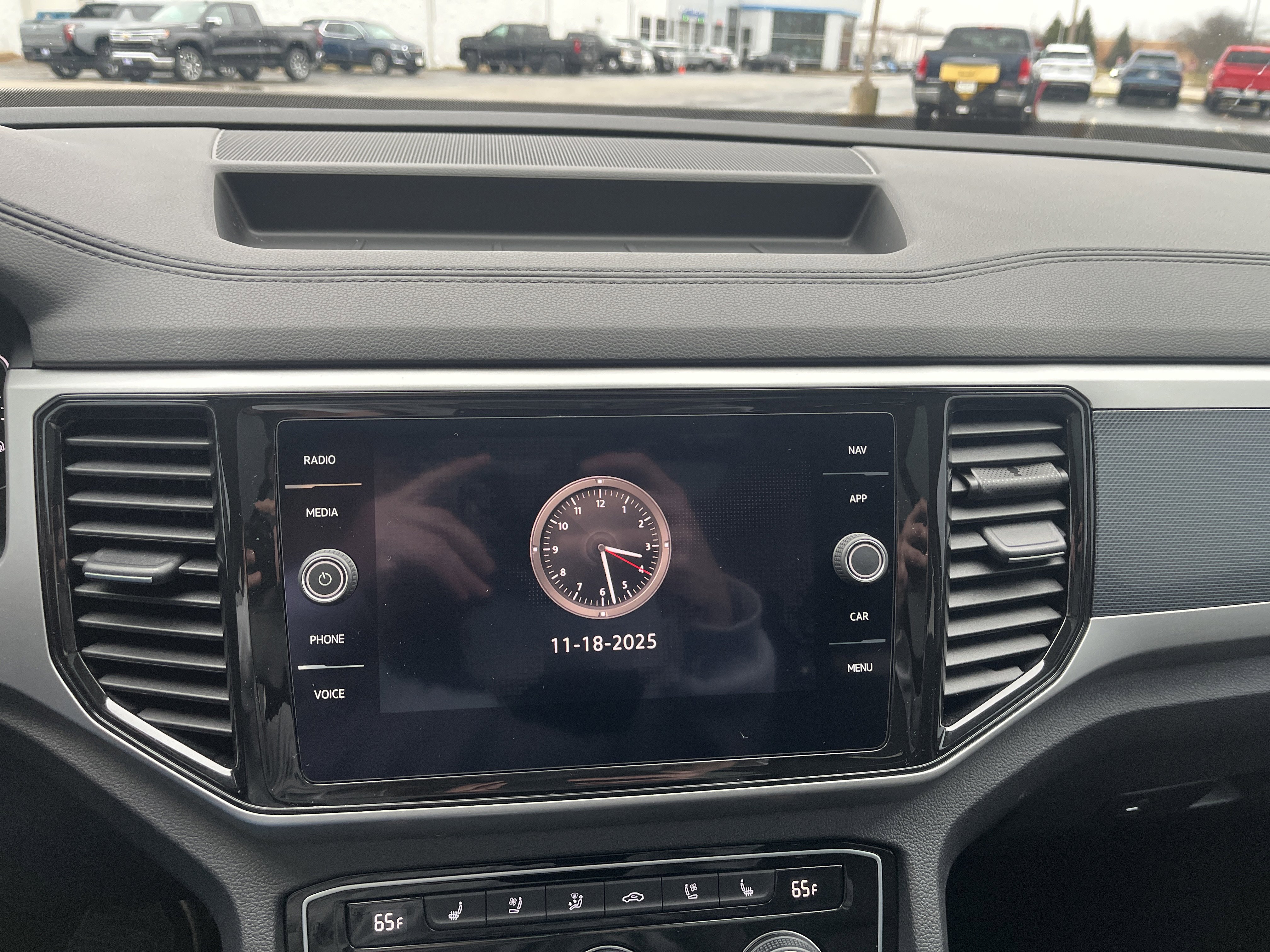 Used 2021 Volkswagen Atlas SEL Premium image 26