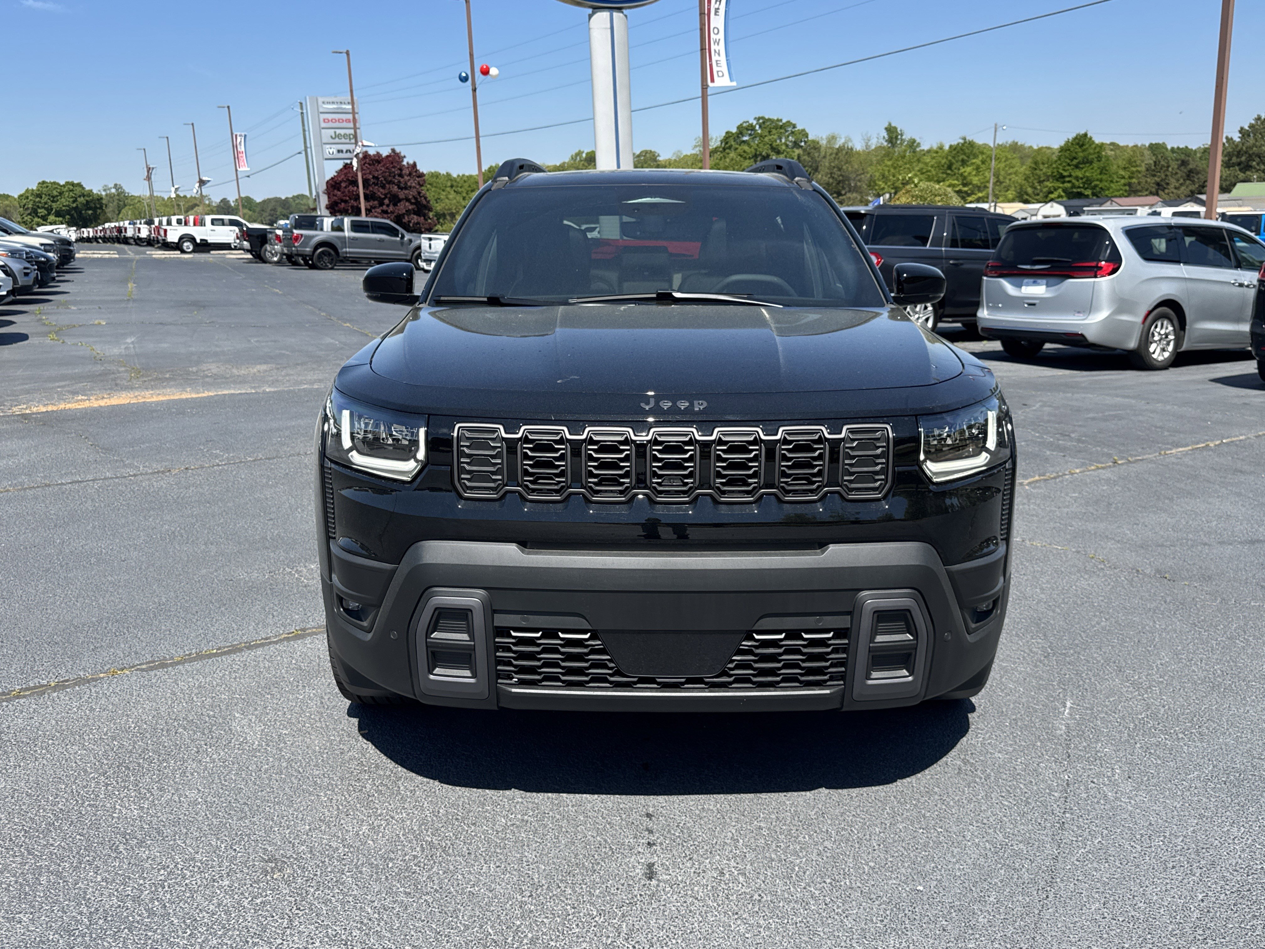 New 2026 Jeep Cherokee Overland image 3