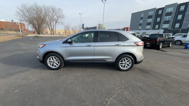 Used 2022 Ford Edge SEL image 5