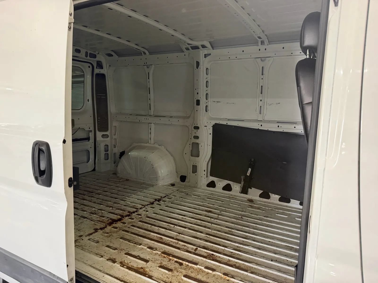 Used 2016 RAM ProMaster 1500 FWD image 7