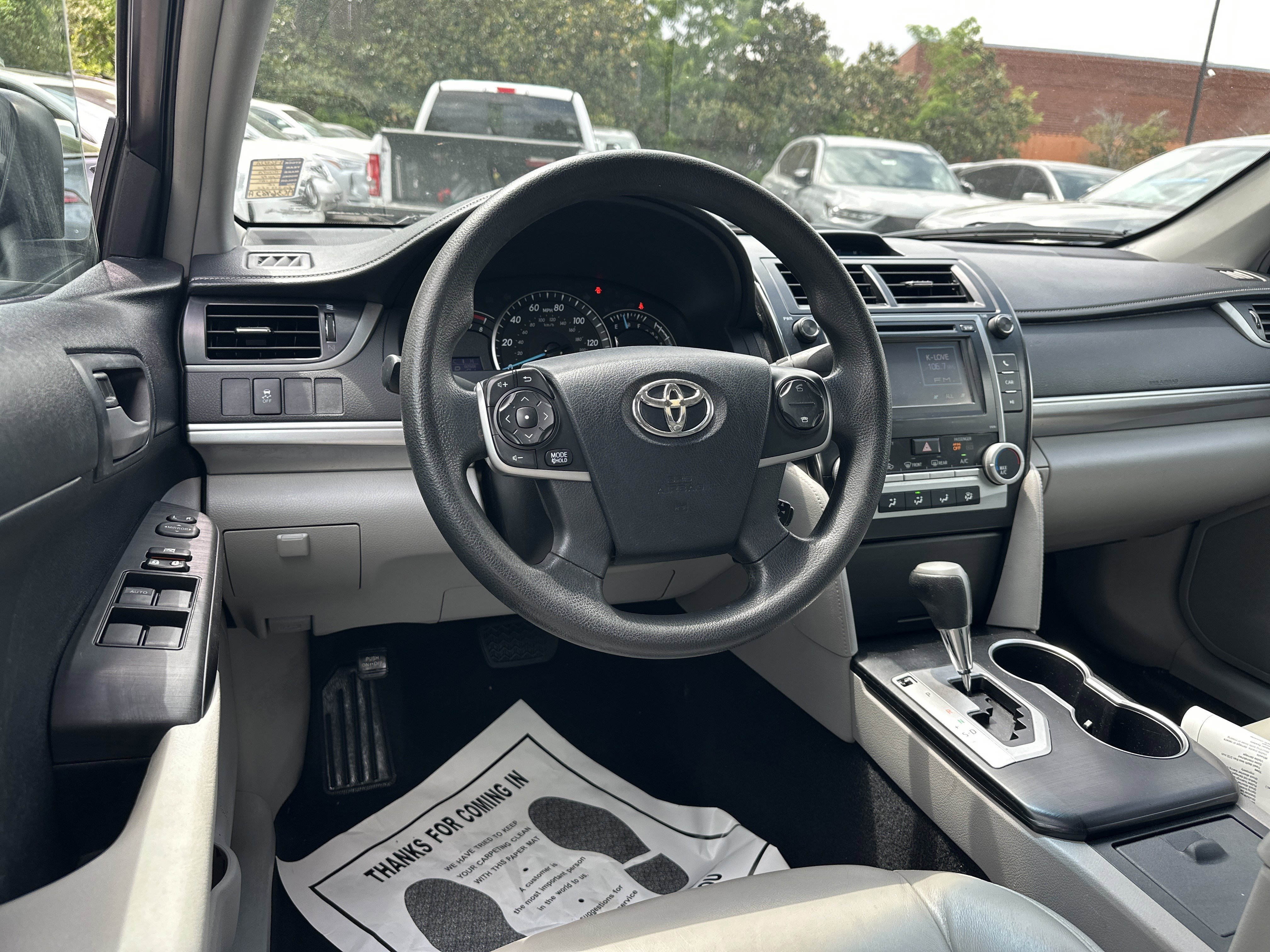 Used 2014 Toyota Camry LE FWD image 23