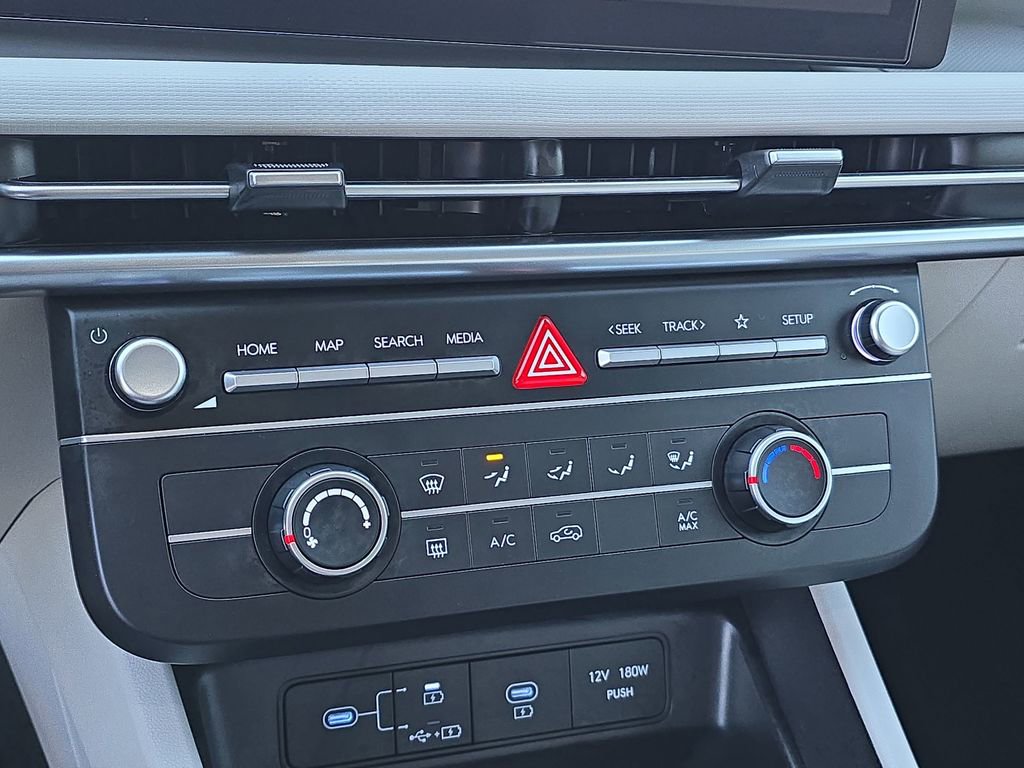 Certified 2026 Hyundai Tucson SE image 22