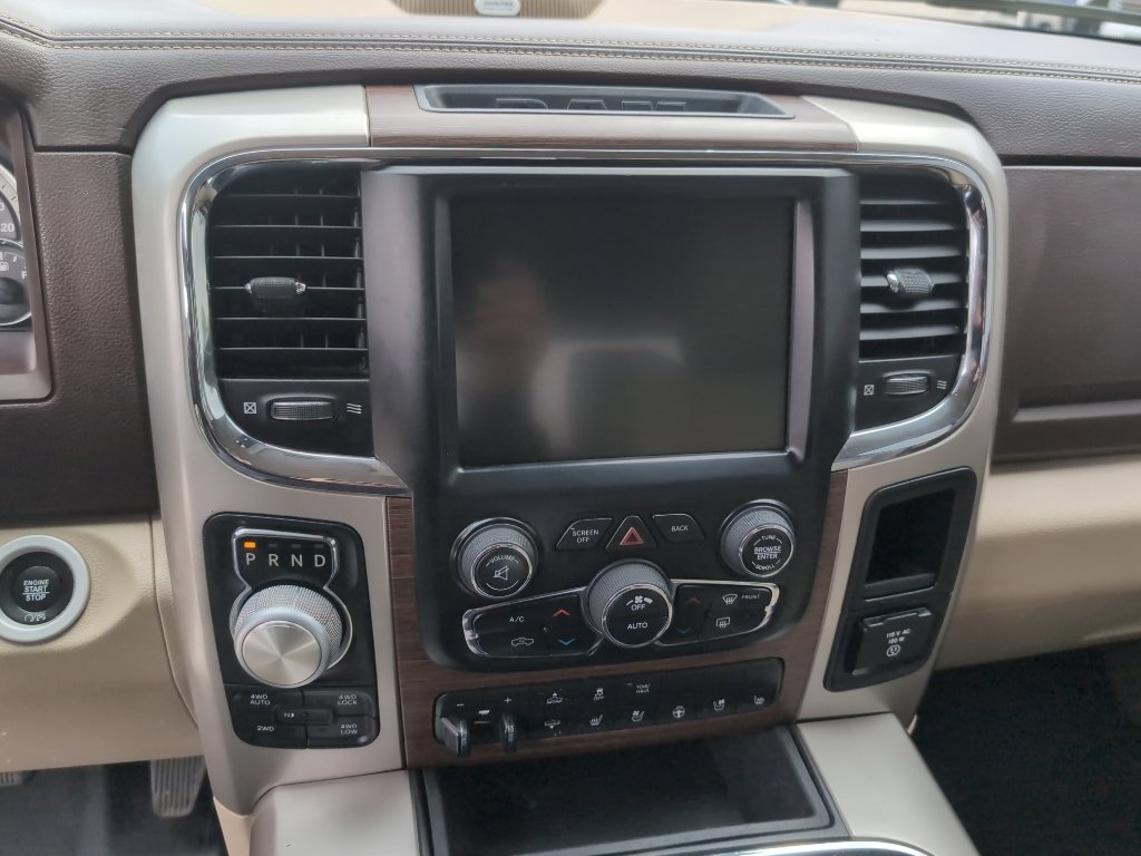 Used 2017 RAM 1500 Laramie w/ Convenience Group AWD/4WD image 13