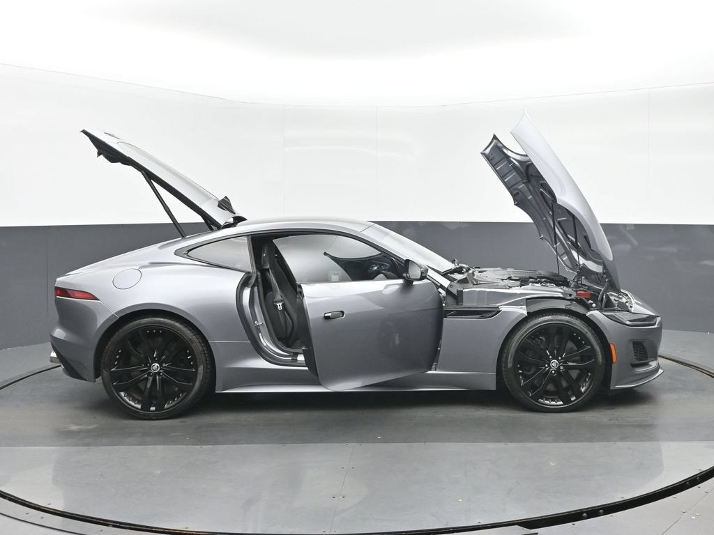 Used 2024 Jaguar F-TYPE R-Dynamic RWD image 36