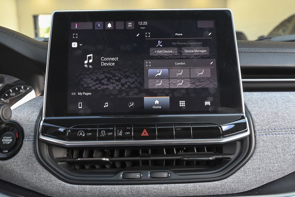 Used 2022 Jeep Compass Latitude image 22