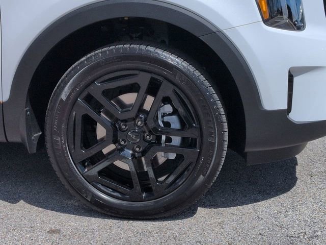 Used 2025 Kia Telluride SX X-Line AWD/4WD image 11