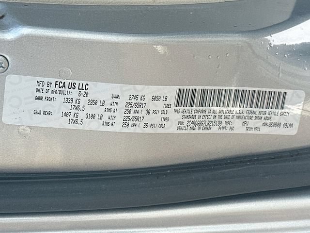 Used 2020 Dodge Grand Caravan SE FWD image 32