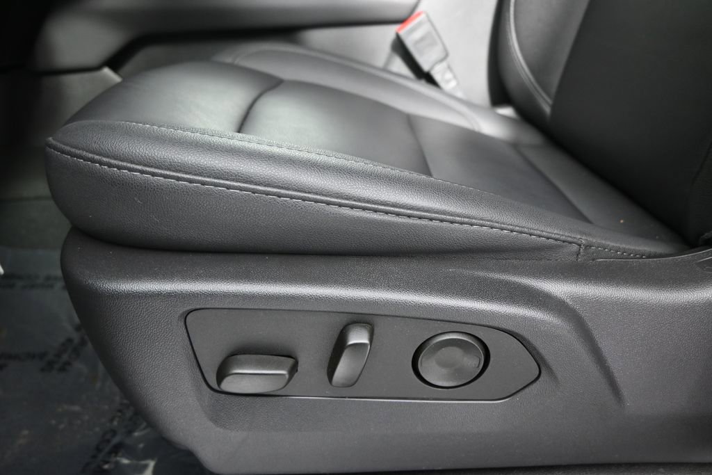 Used 2025 Chevrolet Tahoe LT w/ Comfort Package image 23