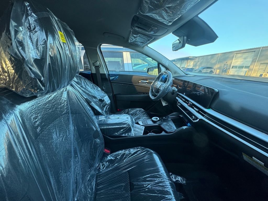 New 2026 Kia Sportage S image 3