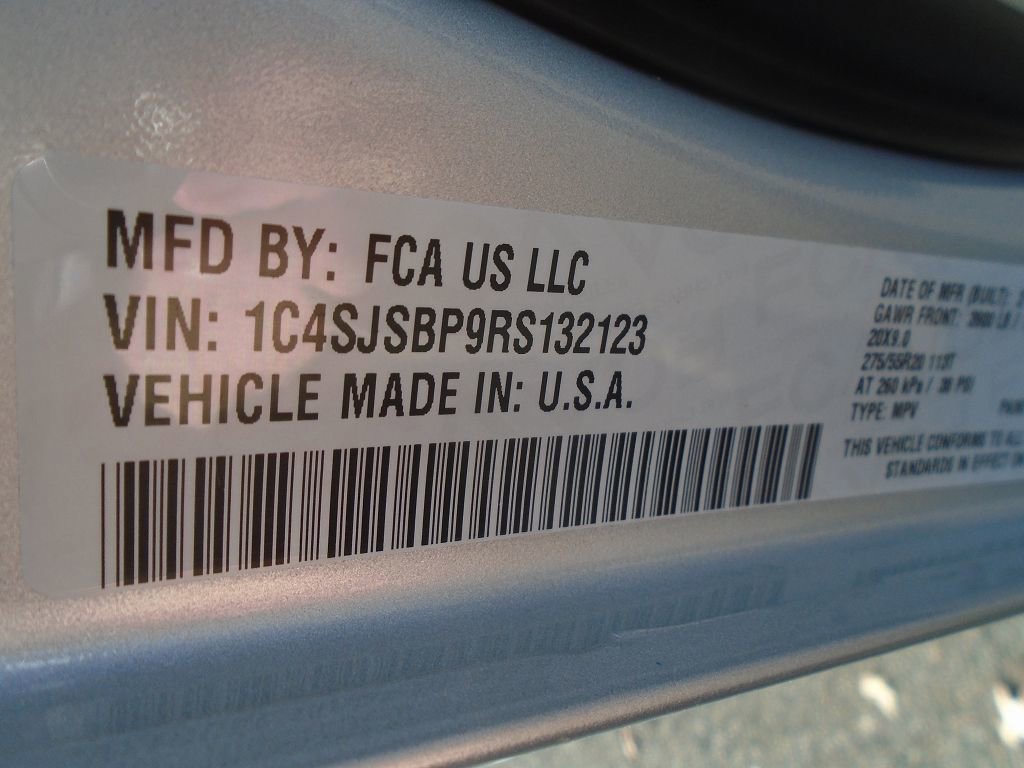 Used 2024 Jeep Wagoneer L Series II w/ Flexible Seating Group image 22