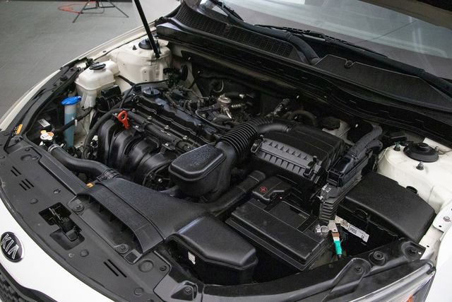 Used 2015 Kia Optima LX image 26