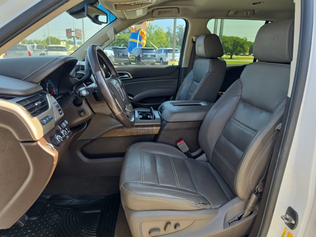 Used 2018 GMC Yukon Denali AWD/4WD image 5