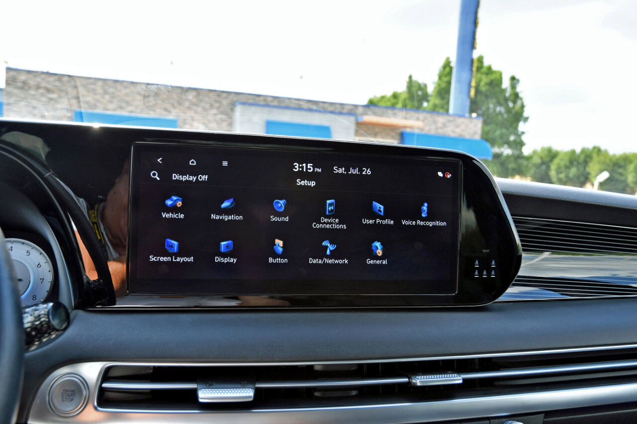 Used 2024 Hyundai Palisade Calligraphy image 32