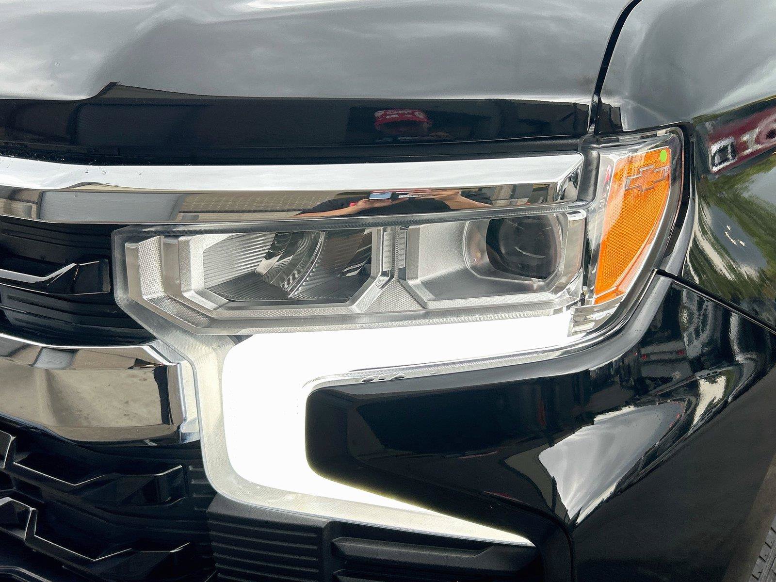 Used 2024 Chevrolet Silverado 1500 LT AWD/4WD image 11