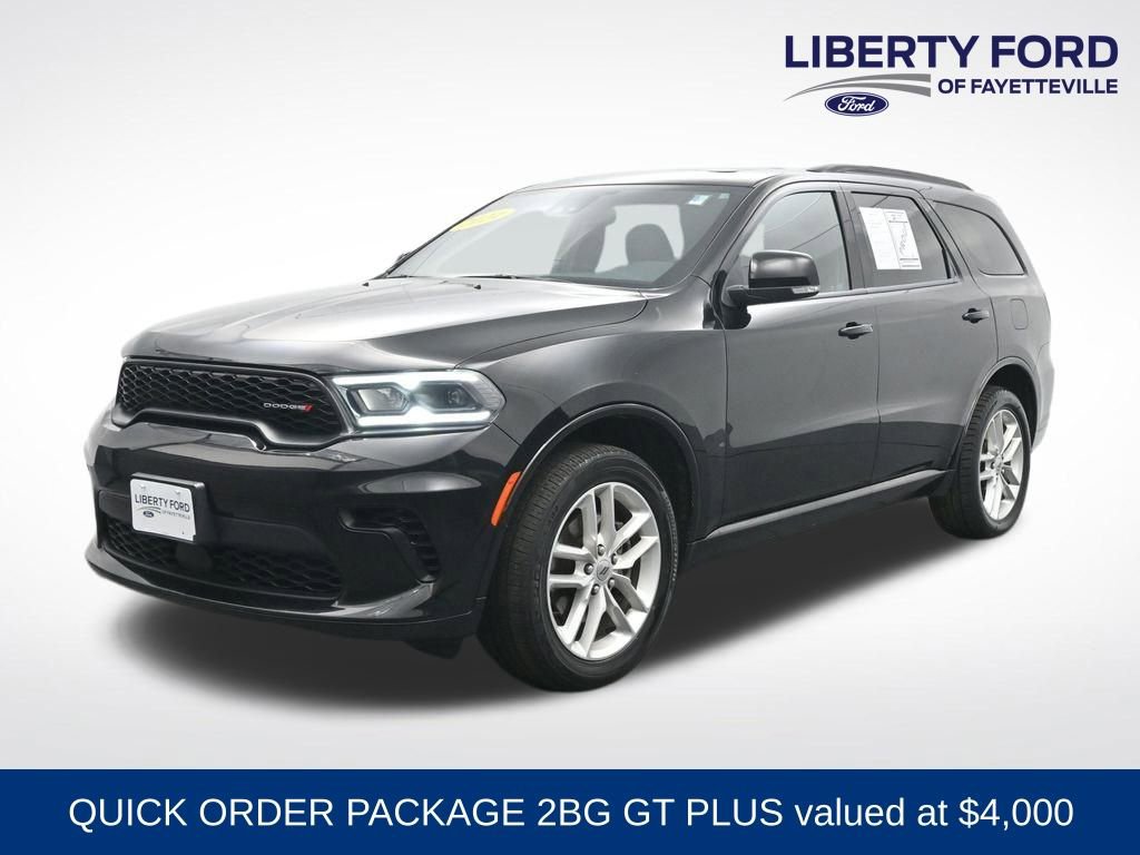 Used 2024 Dodge Durango GT image 1