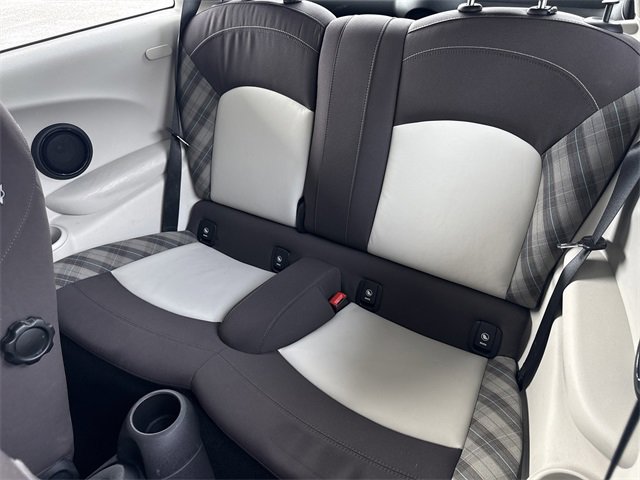 Used 2015 MINI Cooper 2-Door Hardtop image 28