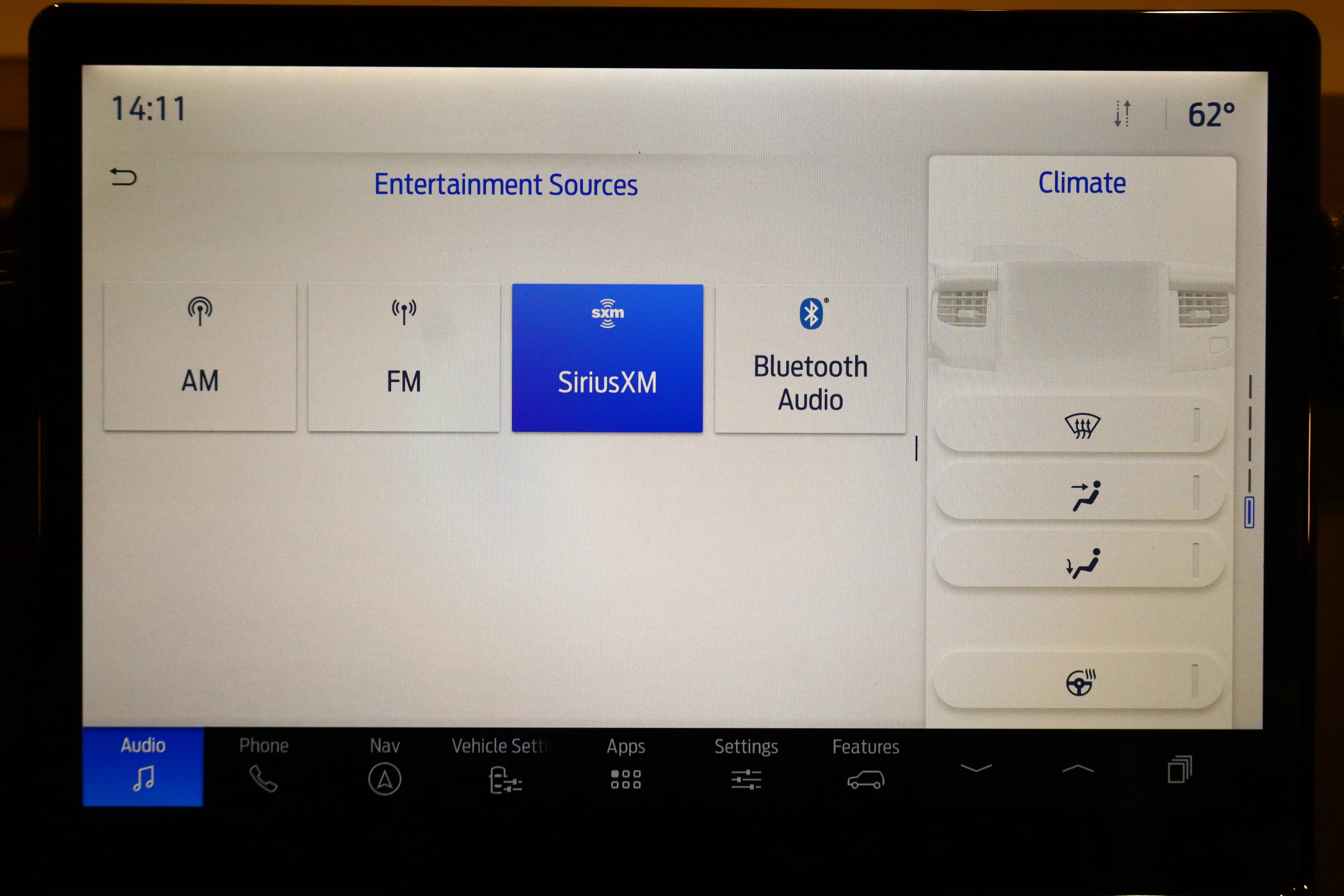 Used 2024 Ford Expedition XLT image 31